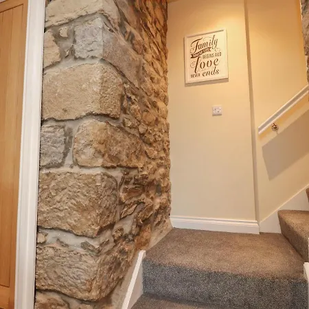 Holiday home Folly Settle